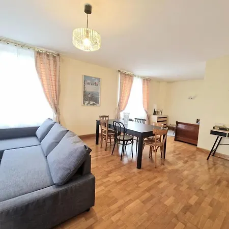 Апартаменты Avec Terrasse En Plein Centre Клермон-Ферран