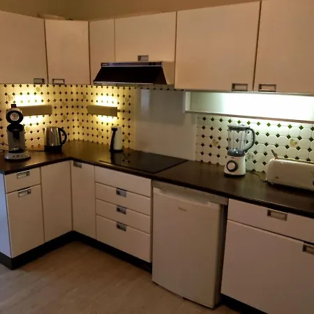 Апартаменты Avec Terrasse En Plein Centre *