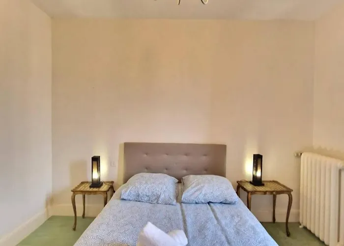 Avec Terrasse En Plein Centre Апартаменты *