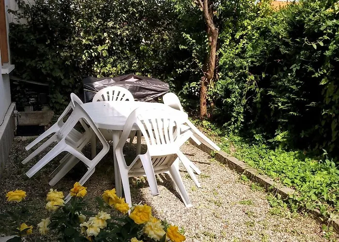 Avec Terrasse En Plein Centre Апартаменты